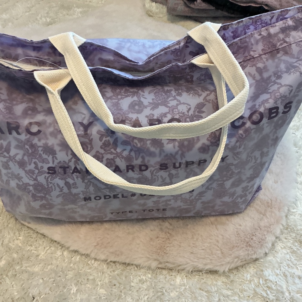 MARC BY MARC JACOBS STANDARD SUPPLY TOTE 21x14 inches - Picture 3 of 5